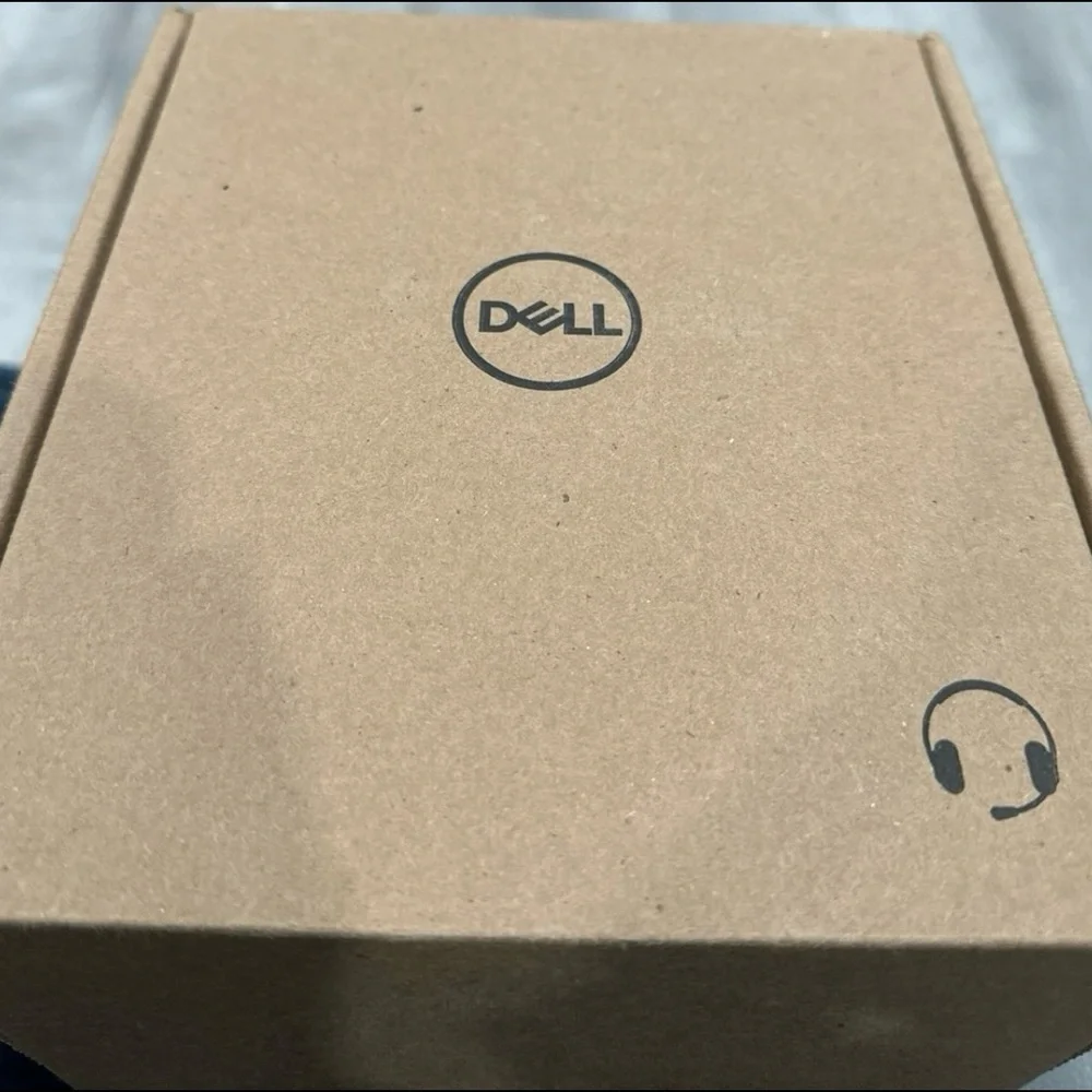Dell Premier Wireless ANC Headset - Black - WL7022 NEW